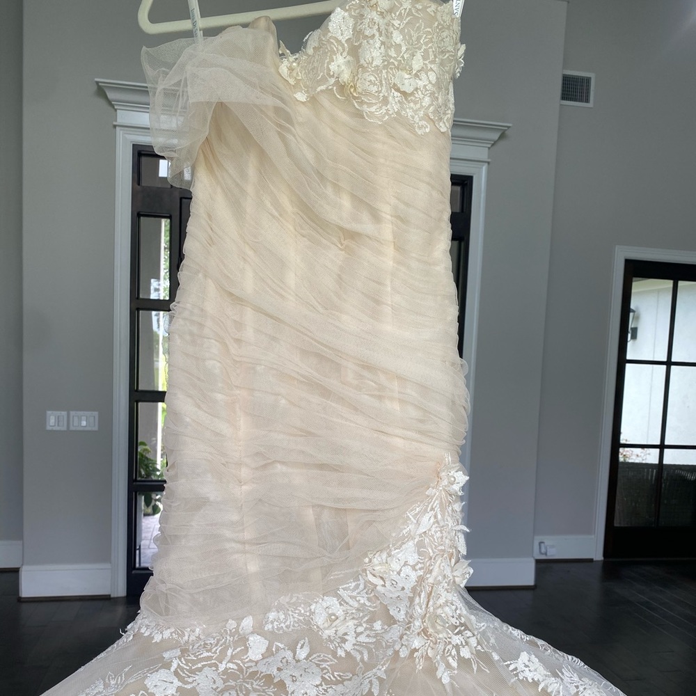 Ines Di Santo "Vichy" wedding dress - Picture 9 of 11